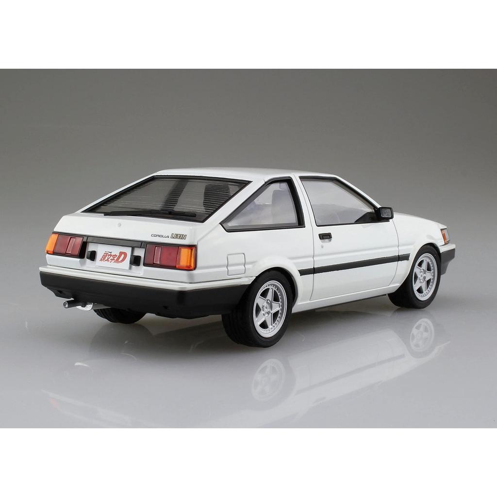 Aoshima Bunka Kyozai Initial D 10 Itsuki Takeuchi AE85 Levin Maßstab Kunststoffmodell Nr. 1/24