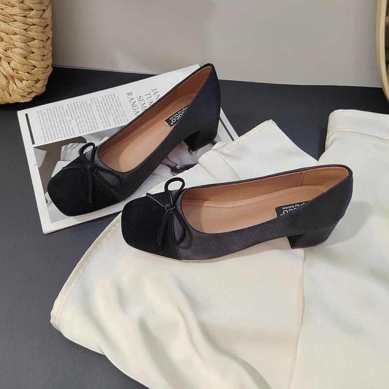 2025 neuer Herbst und Winter weichsohlige Schleife weichsohlige Fußbedeckung vielseitige flache Öffnung weichsohlige Doudou Damen Einzelschuhe für Schwangere