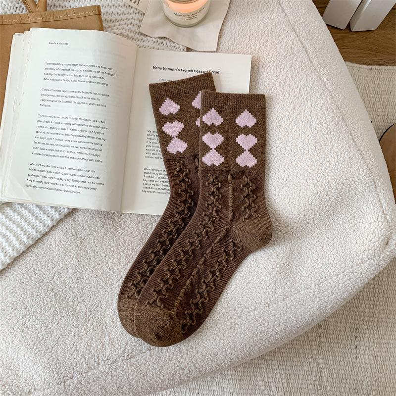 

Женские теплые носки с нежным узором «косы» на голенище для осени и зимы 1 pair