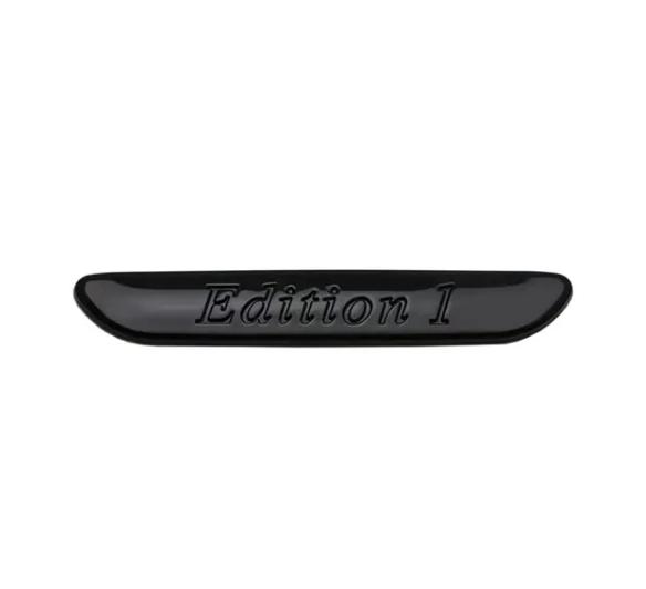 New Style ABS Plating Car Styling Badge Car Sticker Car Fender Decor Stickers For Benz AMG GLC GLE CLA C300 E S W212 W124