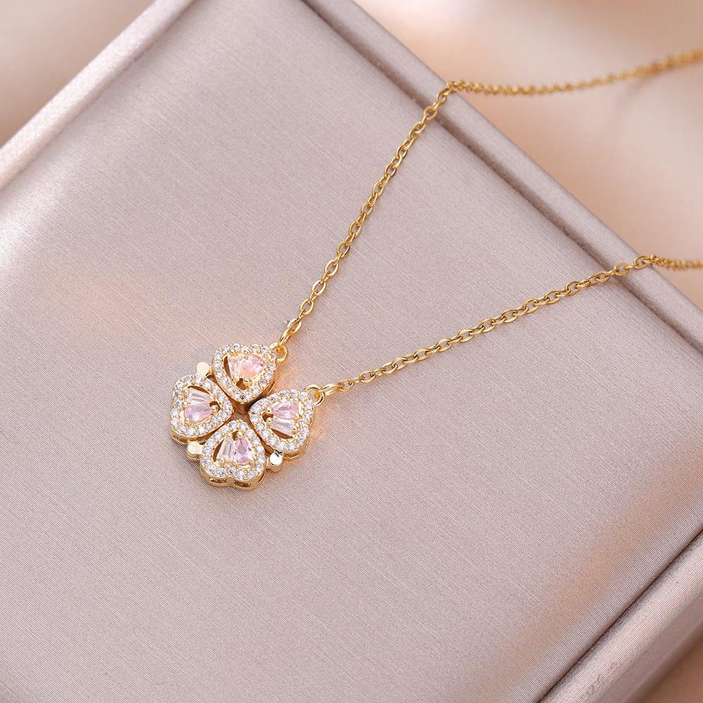 Heart-to-Heart Openable Four-Leaf Clover Necklace - High-End Light Luxury Clavicle Chain
