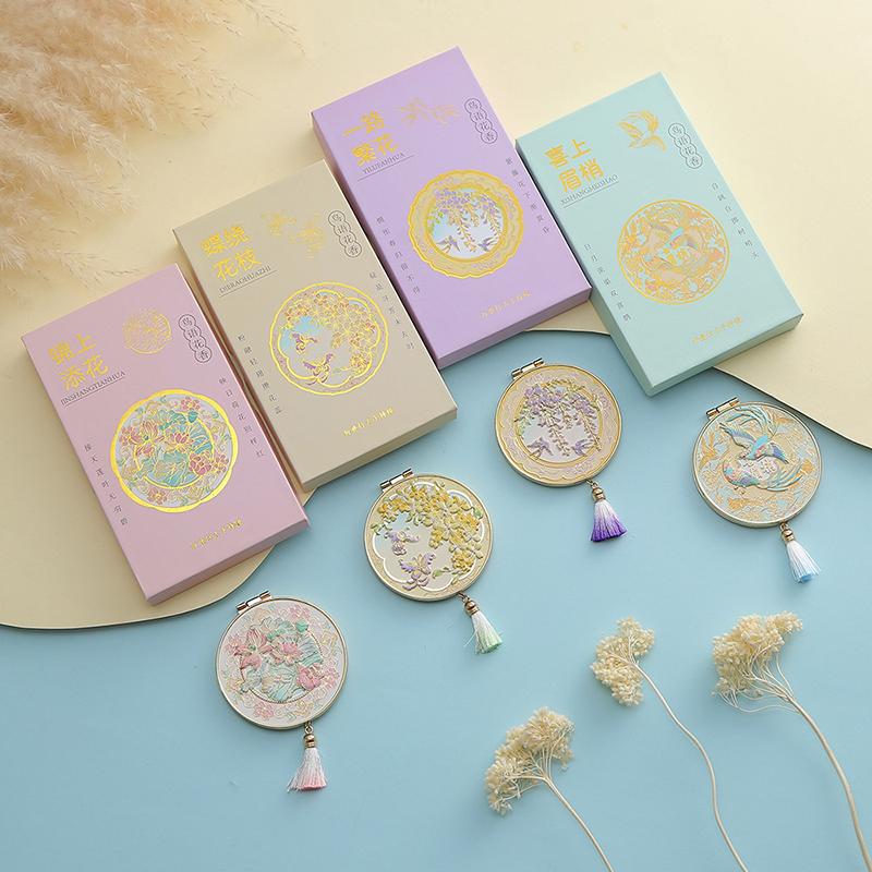 Chinese Style Craft Metal Makeup Mirror With Tassel Folding Portable Cosmetic Mirror Creative Exquisite Handheld Mirror Student