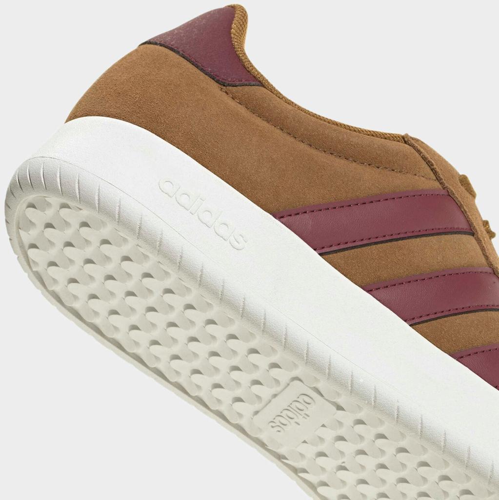 Sneakers Adidas Barreda Bronze Strata Shadow Red Off White