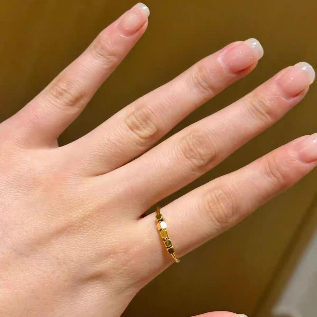 Gold Square Bead Ring, Light Luxury & Versatile Lucky Design, Open Finger Style.