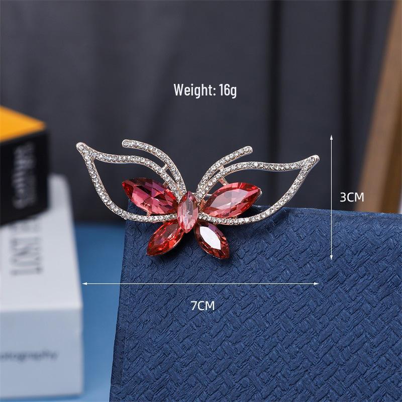 Exquisite Women's Red Flower Brooch – Niche Design, High-End Suit Accessory