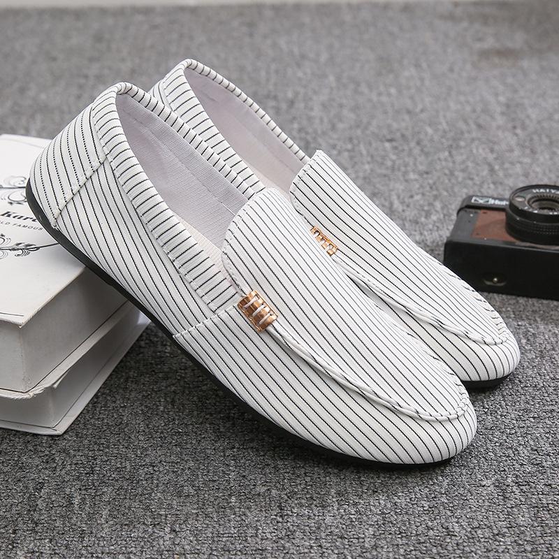 Men's Korean-Style Canvas Slip-On Shoes - Versatile & Trendy