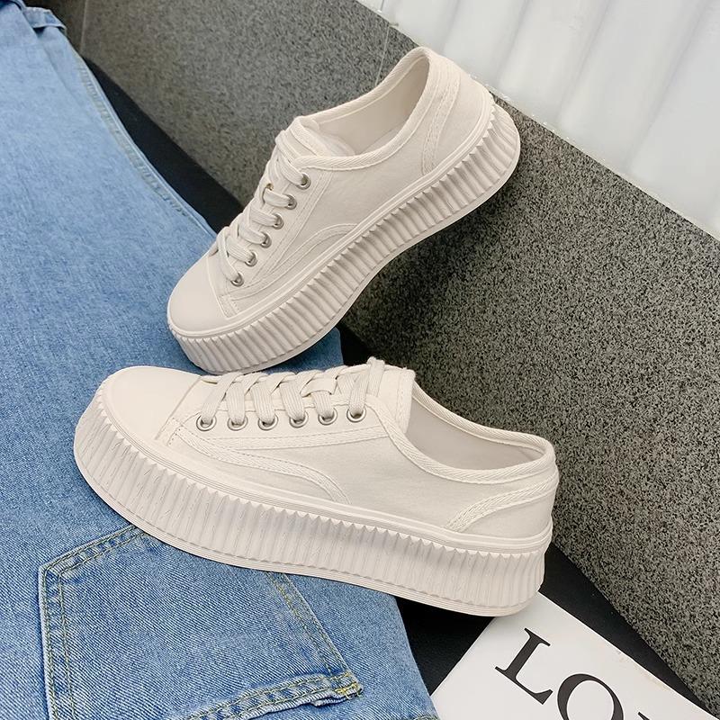 Platform Canvas Biscuit Shoes Women's Shoes Spring and Summer 2025 New Muffin Versatile Sports and Leisure Little White Shoes Board Shoes