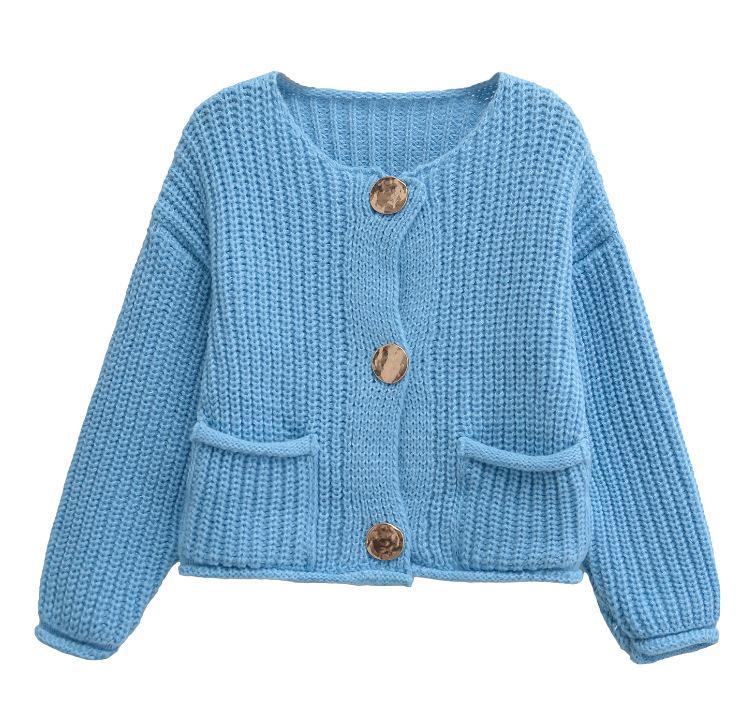 Women's 2024 European & American Knitted Sweater Jacket: 15 Colors, Autumn/Winter, Short Style with Large Pocket & Three Buttons