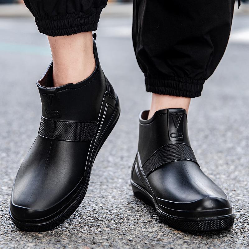 Bottes de Pluie Courtes Mode Homme - Noir/Rouge, Tige Mi-Courte, Cordon de Serrage, Chaussures Réfléchissantes en Caoutchouc pour Patauger et Pêcher.