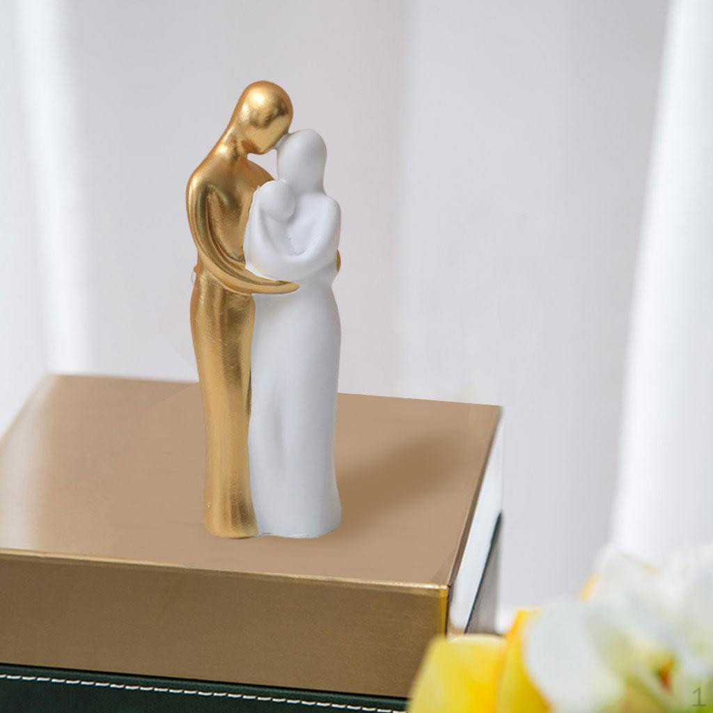 Elegant Couple Figurine Sculpture for Home Decoration