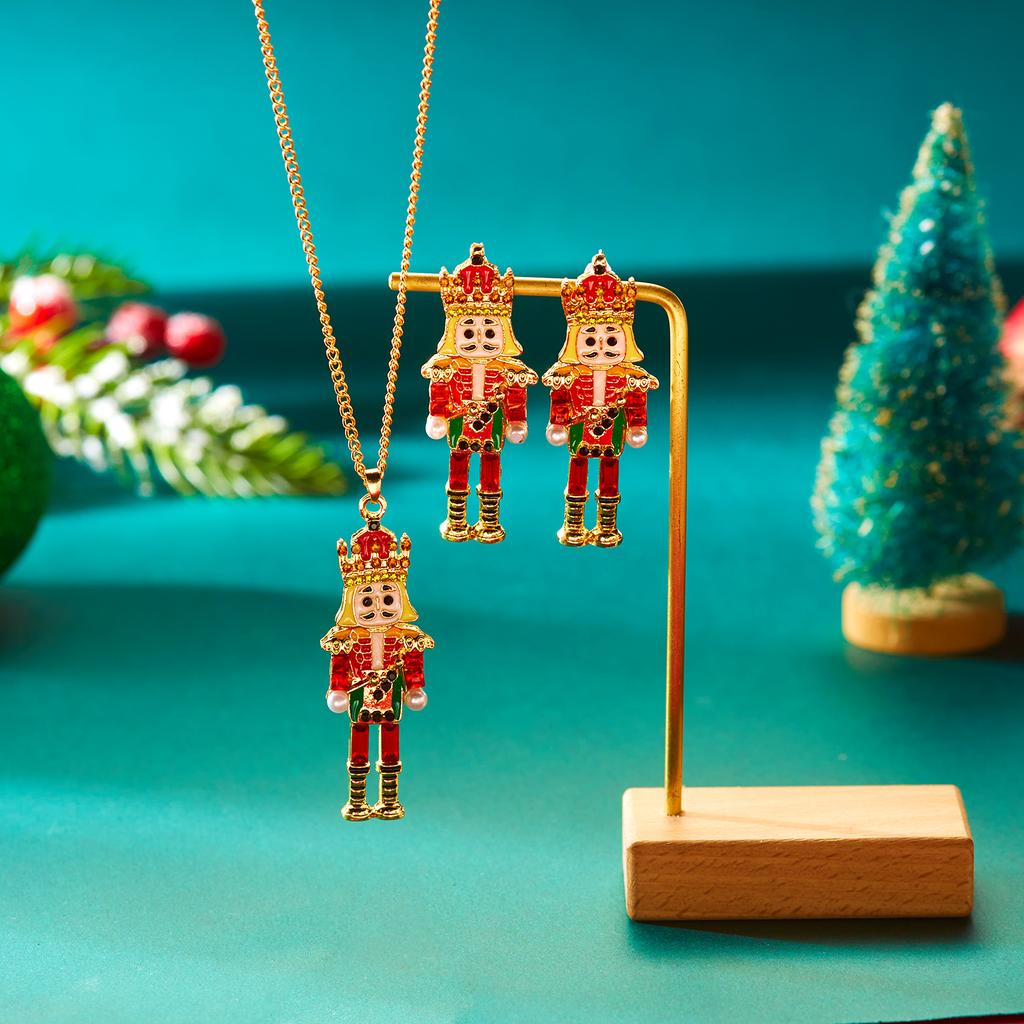 Cute Nutcracker Soldier Pendant Earrings For Women Shiny Rhinestone Imitation Pearl Elegant Earrings Christmas New Year Jewelry