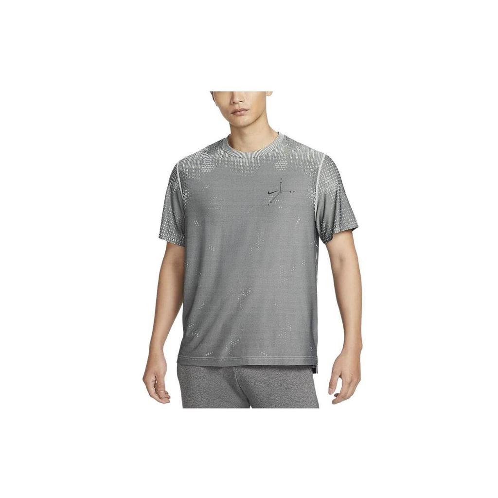 Nike T-shirt à col rond à séchage rapide avec dégradé pour homme Hauts Argent clair FN2972-034