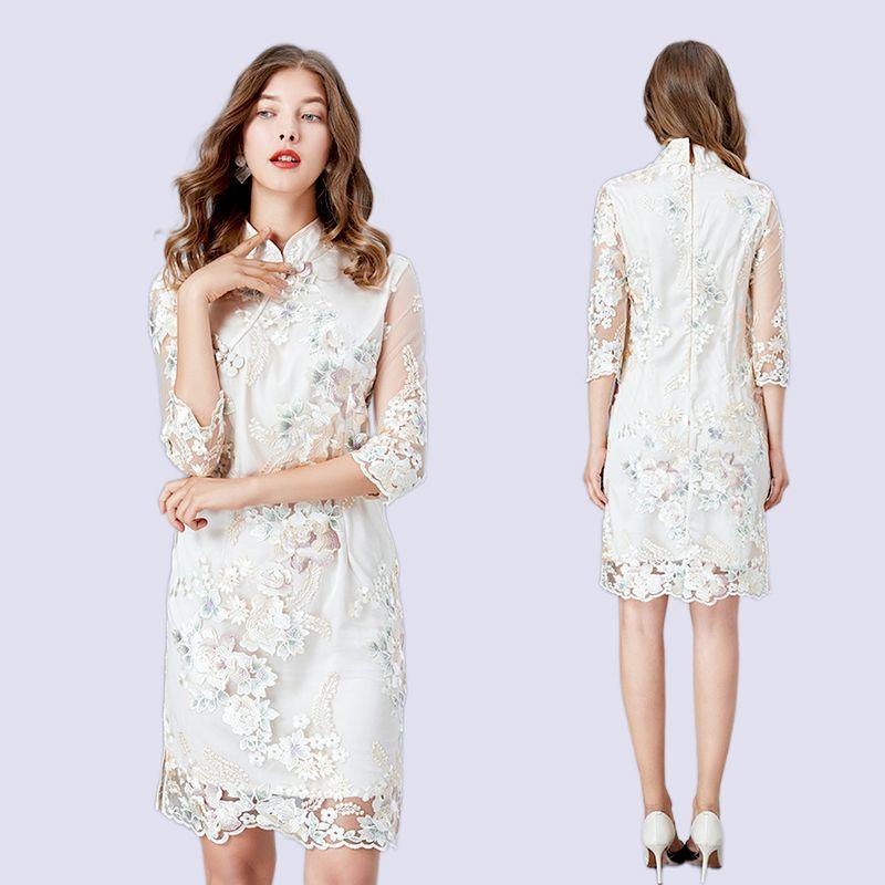 

Ретро Органза Косой Разрез Длинные Рукава Платье Вышивка Beige 3XL