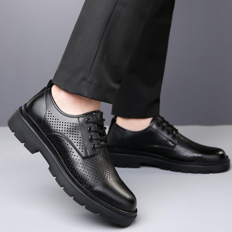 Fashion Hollow Lace-Up Platform Men's Leather Shoes Fashion 2025 In Promotion Retro Social Common Elegant Trend Pu New Male Casual Shoe