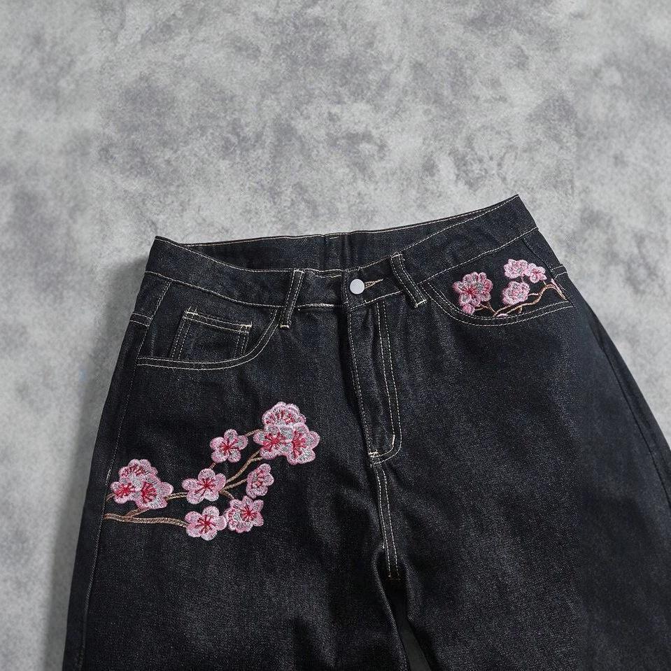 American Hip Hop Personality Street Flower Embroidery Washed Old Jeans Tide