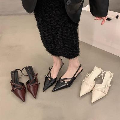 Talons Hauts Nouveaux Styles de Chaussures Rétro Bout Pointu Talons Fins Enveloppes d'Orteil Chaussures Simples et Sandales
