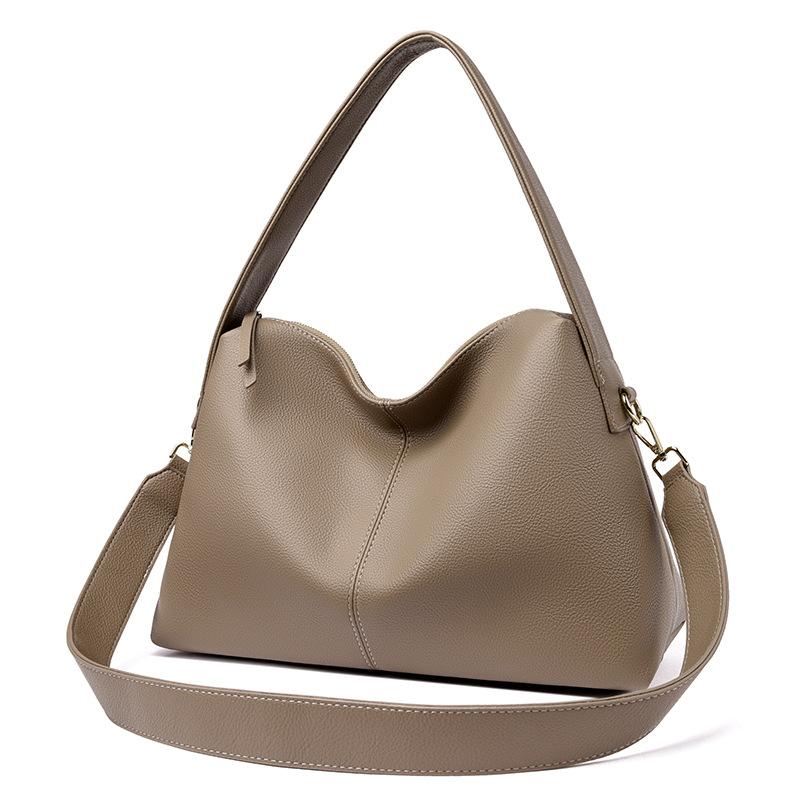 This Trendy Ladies' Single-shoulder Bag Can Be Carried Diagonally or By Hand with A Large Capacity