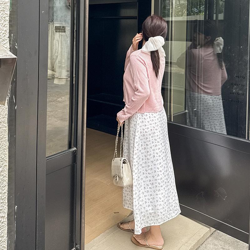 Large size women's clothing sweet small floral suspender skirt summer new waist and meat temperament medium and long skirt 232140