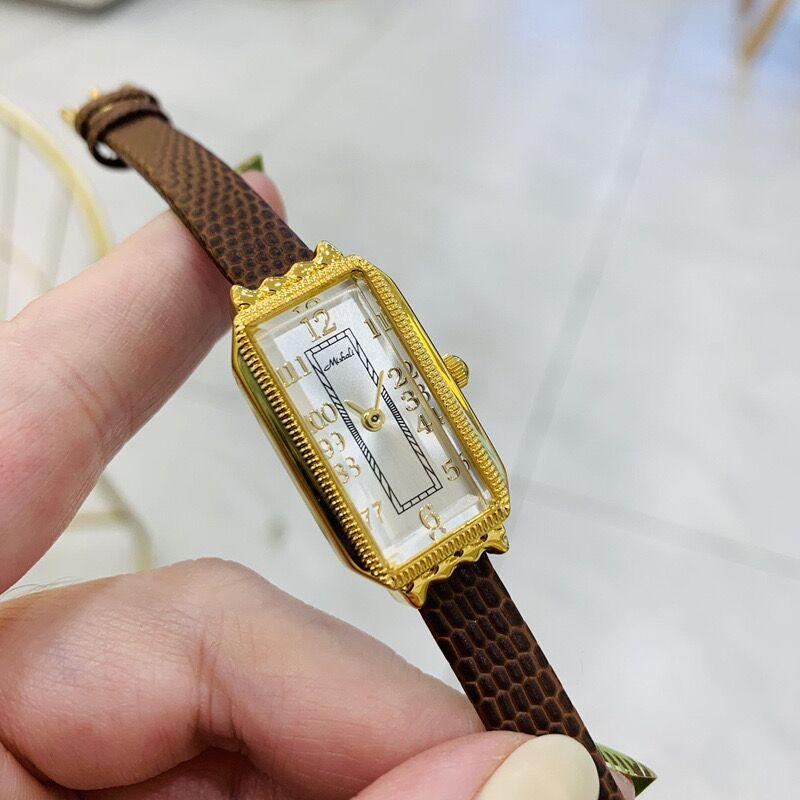 The Watch Is Small, Fine Leather, Genuine Leather Strap, Square, Small, Clear, Light Luxury, Niche Women S Watch, Small Plate.
