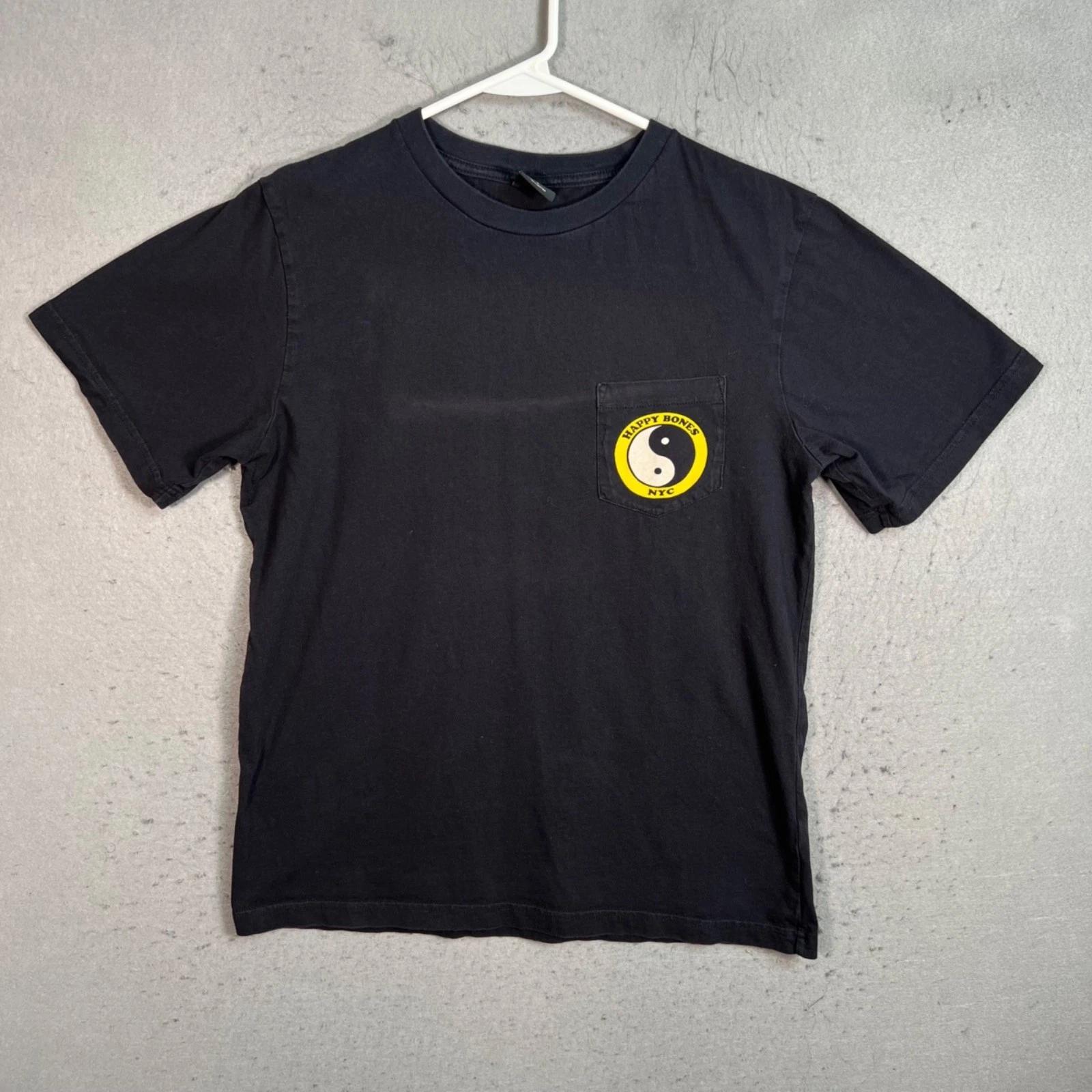 

Happy Bones NYC Black Pocket T Shirt w/ Yin Yang Graphic 100% Cotton Size Large S
