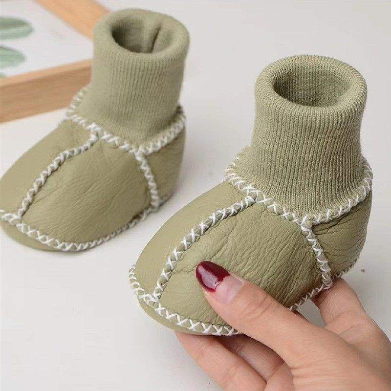 Fur Integrated Baby Shoes and Socks Warm Thick Autumn and Winter Baby Soft Soles Do Not Fall Off Toddler Shoes Newborn 0-6-12