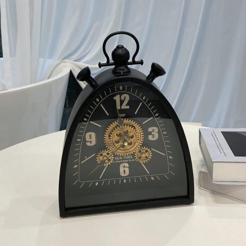 Antique Table Clock Retro Metal Silent Desktop Clocks Desk Clock with Rotating Gear Living Room Decoration and Accessories