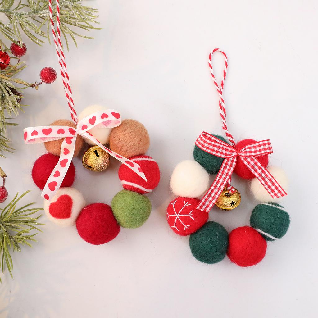 Weihnachtsbaum Anhänger Charmante DIY Wolldekoration Filzwollkugeln Kranz Hochwertige Jingle Bell Plüschgirlande für Tür Zuhause