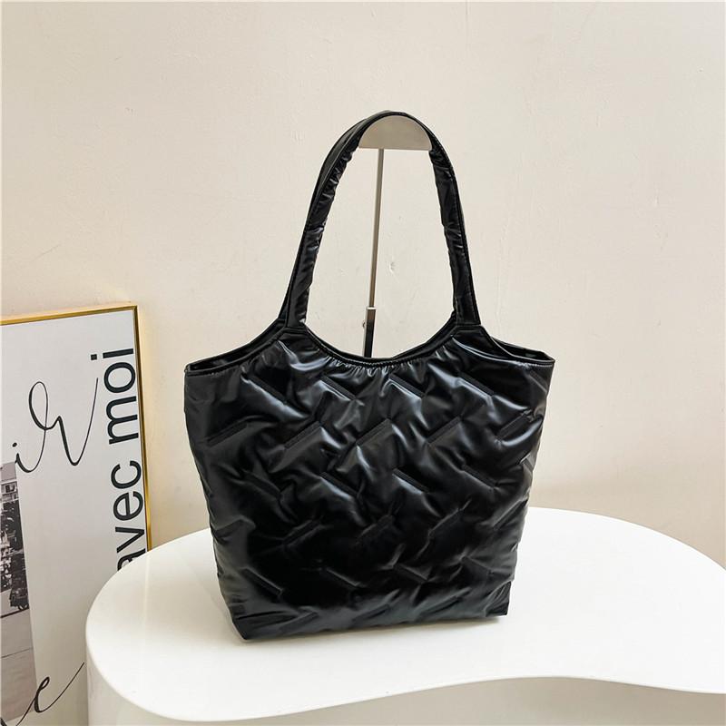 Stylish Women's Winter Tote Bag Large Capacity Fashionable Shoulder Handbag Black Silver Green Gold White