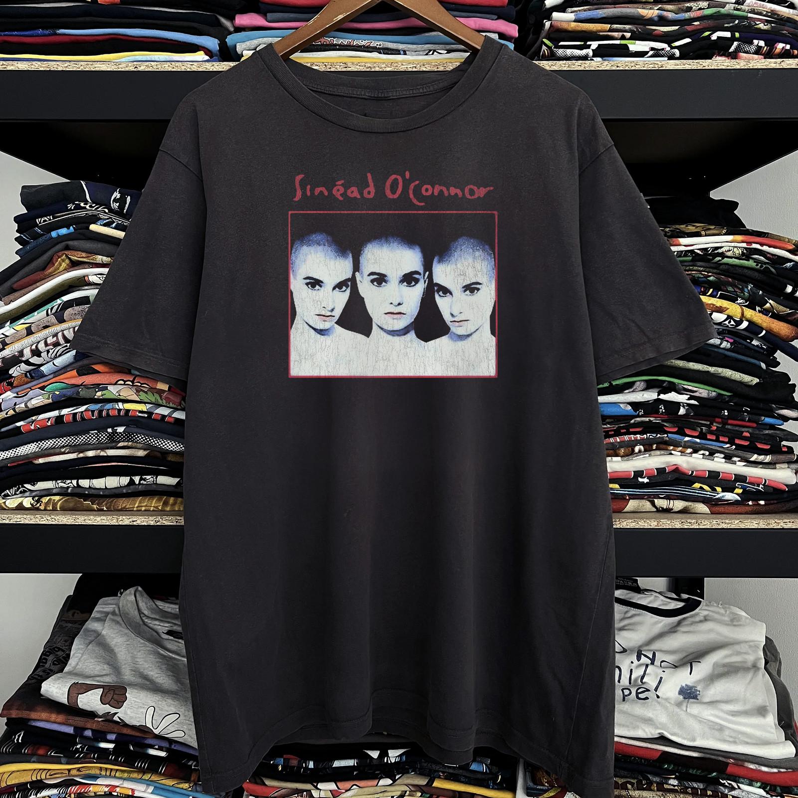 90s Sinead O Connor Classic T-Shirt Black M S