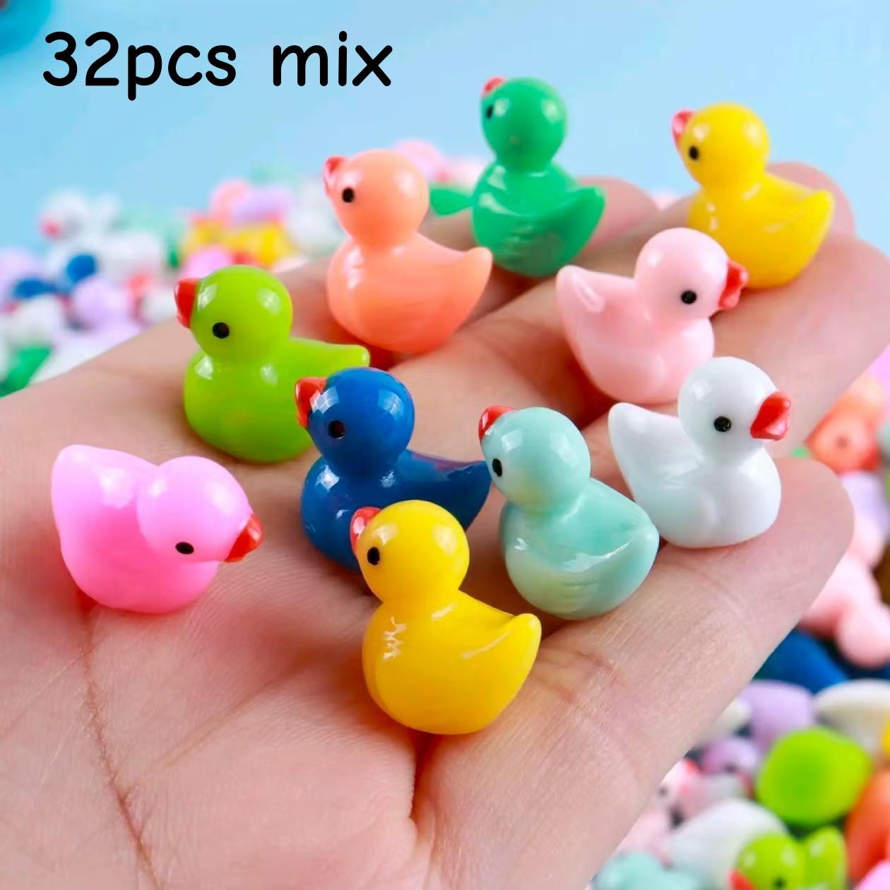 

32-piece mini duck sculpture set, resin home decorations, the perfect birthday gift for a girl, affordable party favor and wonde (as the picture,32pcs)