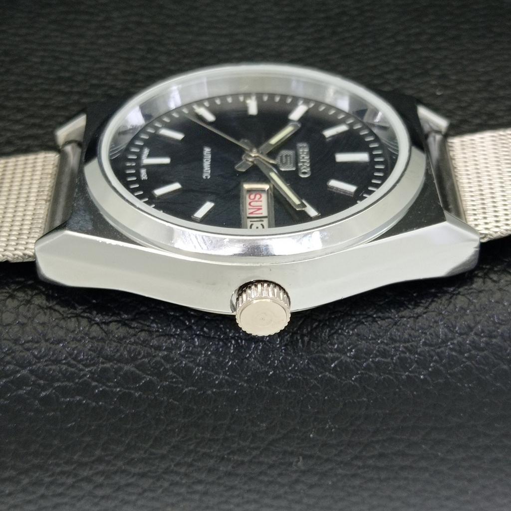 JAPAN VINTAGE SEIKO 5 AUTOMATIC REFURBISHED MENS BLACK DIAL WATCH A440666-4 Sk-a440666