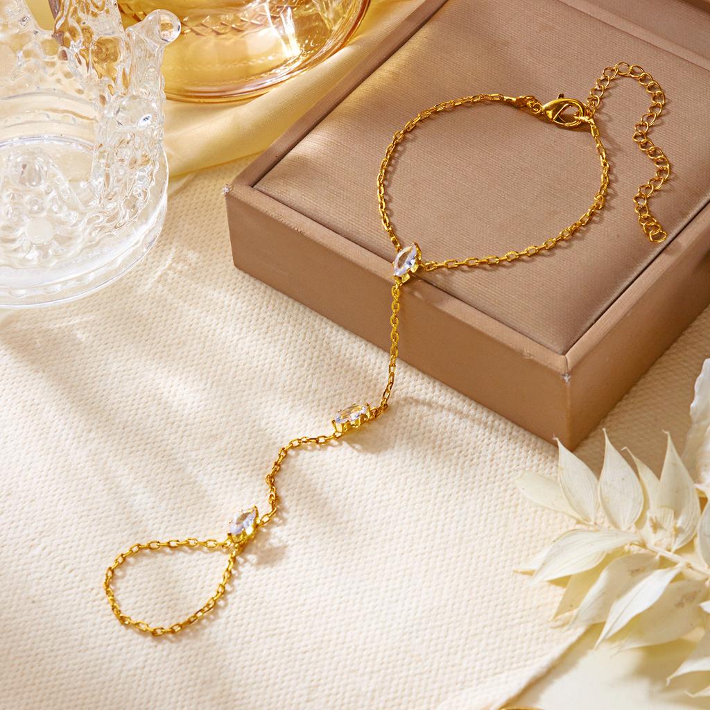 Vintage Gold Color Connected Finger Ring Bracelets for Women Shiny Crystal Zircon Evil Eye Link Chain Bracelets Party Jewelry