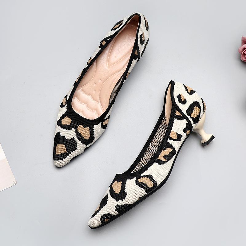 Spring and Autumn Flying Knitted Single Shoes Middle Heel Knitted Flying Thread Knitted Thin Heel Cat Heel Ladle Shoes