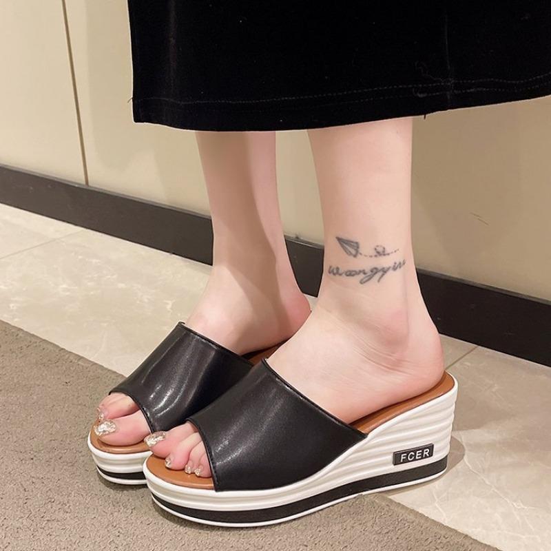 Summer new fish mouth wedge slippers women's wear fashion casual one-word drag large size women's sandals