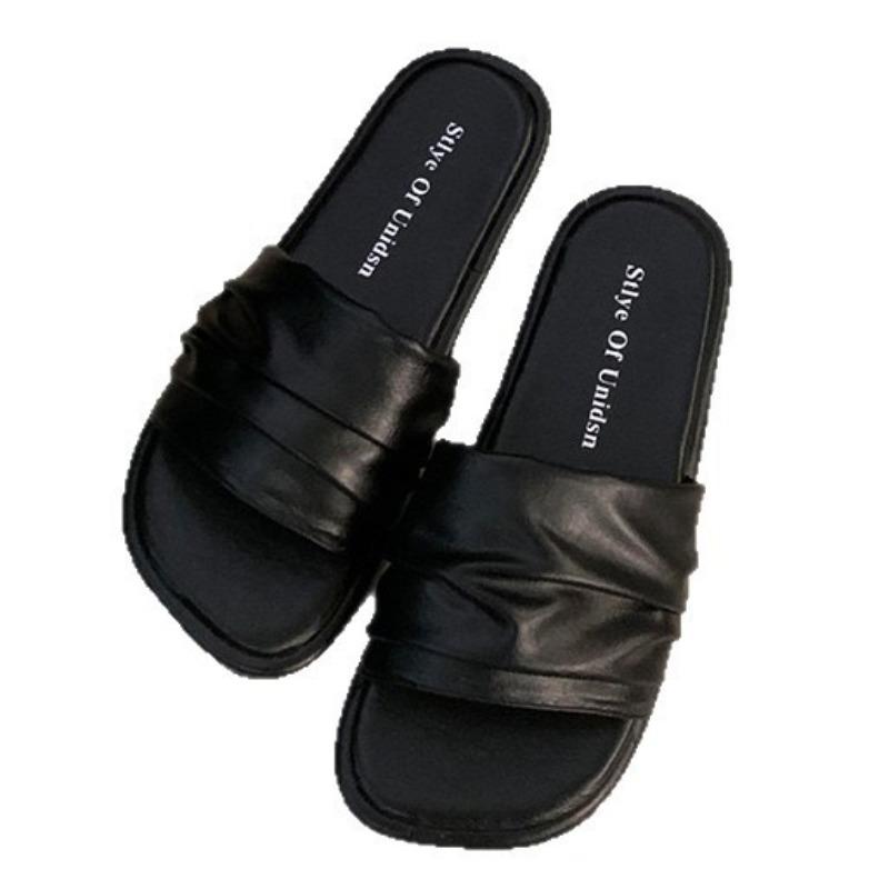 Silver flat-soled one-word drag shoes women's shoes wear new summer soft-soled beach sandals