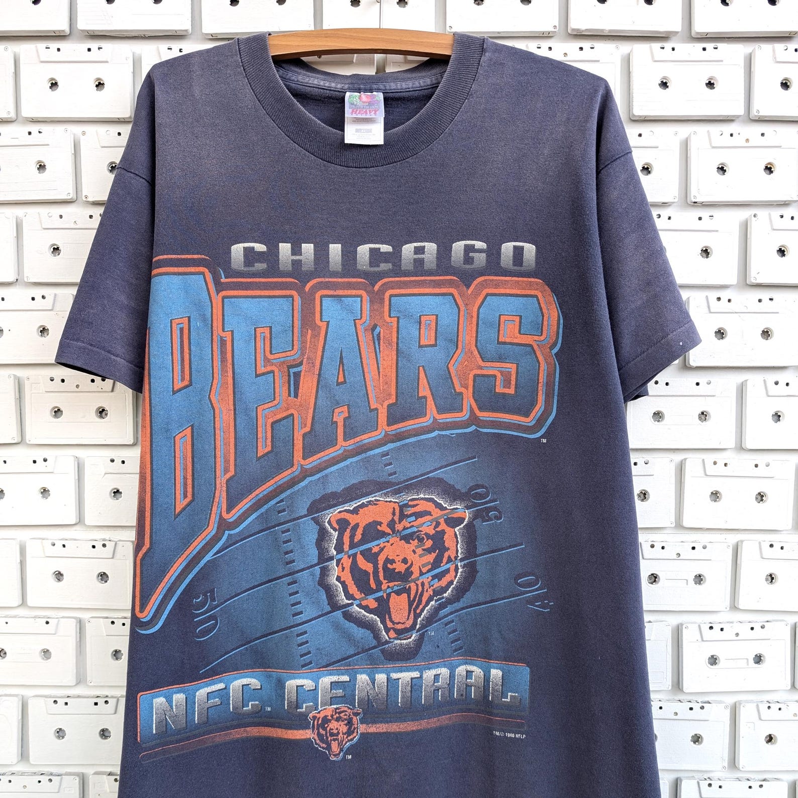 Vintage 1996 NFL Chicago Bears T shirt Football Team Merch Tee Size XL S