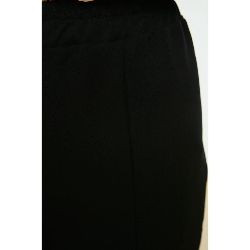Black Elastic Waist Rib Detailed Straight Cut Woven Trousers Tctss21pl0570