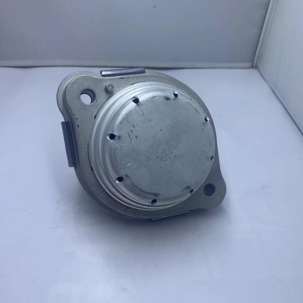BMW X3 E83 Motorfäste Gummifot - Del 22113400336