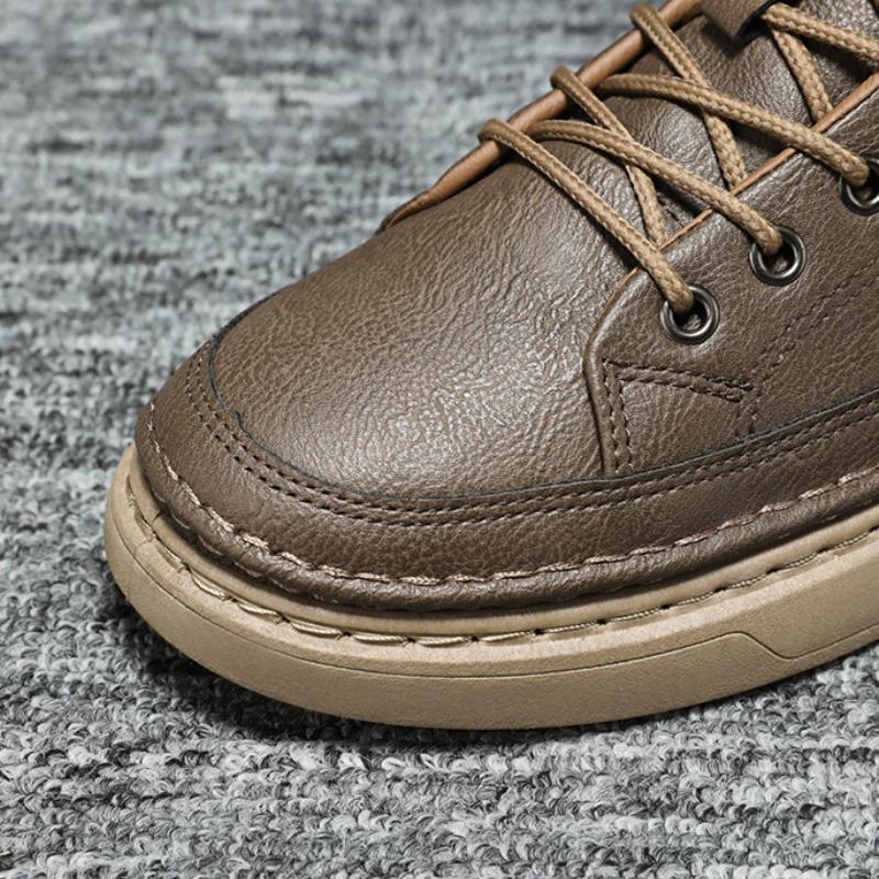 Fashion New Men's Leather Casual Shoes Fashion Waterproof Men Working Shoes Non-Slip Thick Soled Vulcanized Shoes Designer Men Sneakers