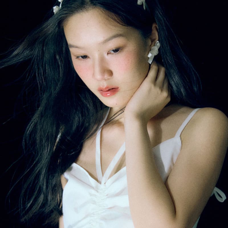 LOVUEE Frost Rose Headband with Cream color Bows