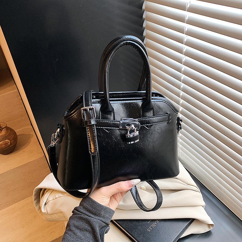 Portable Premium Casual Bag Women's 2025 New Korean Version Fashion Versatile Shoulder Bag Trend Versatile Casual Women's Bag