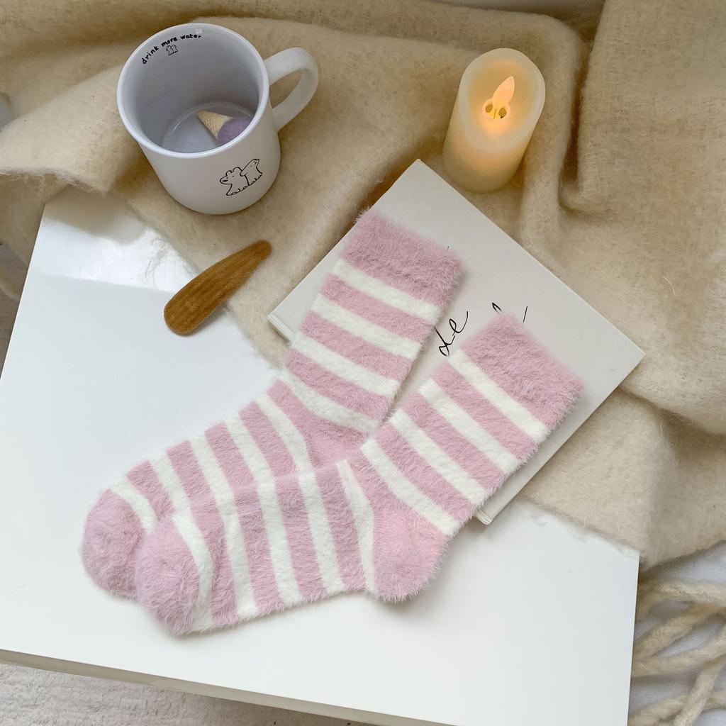 Pink Mink Fleece Socks Winter Thickening Comfortable Plush Mid Socks Thick Warm Cute Strawberry Bunny