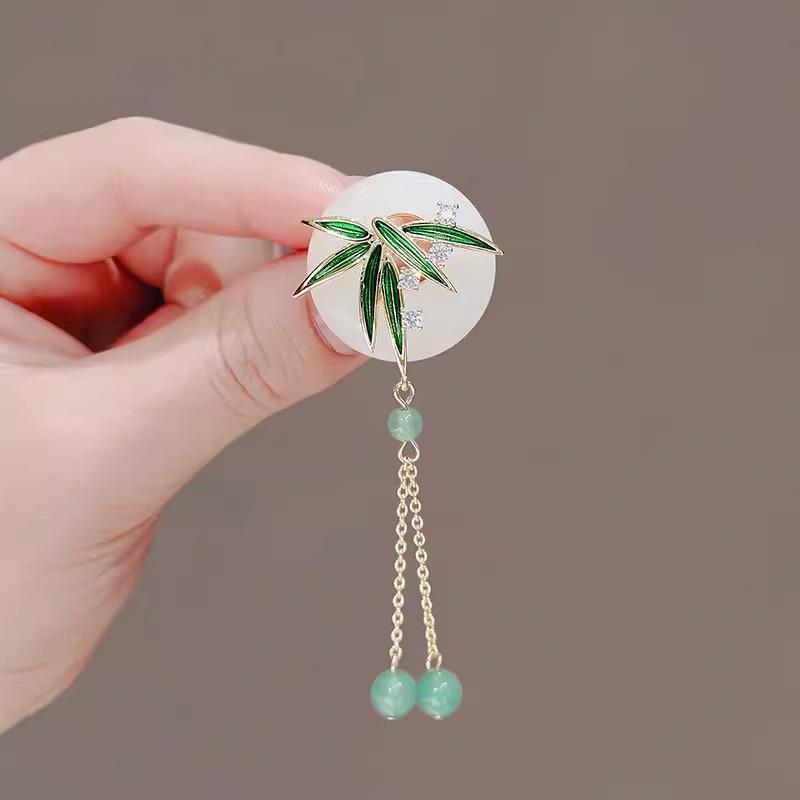 Round Moon, Green Bamboo, Ancient-style Tassel Brooch, Chinese Design Sense, Brooch, Cheongsam, Suit Sweater, Elegant Brooch