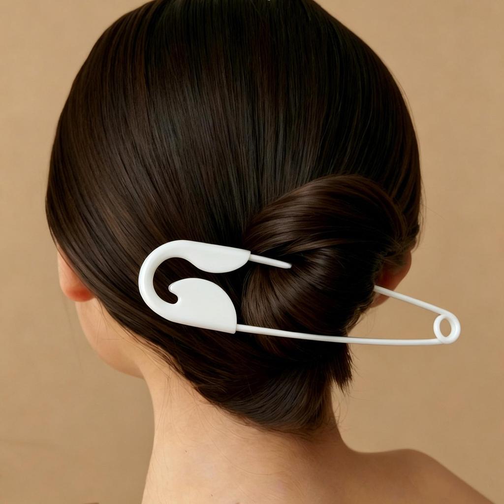 Stylish Large Silver Hair Brooch: Creative Metal Claw Clip for Thick Hair