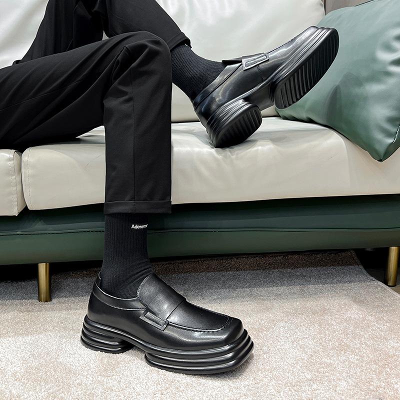 Boty na platformě Britský styl Malé kožené boty Square Head Single Boty Pánské Jarní a Podzimní Nové Muffin Sole Běžné boty 36770-T