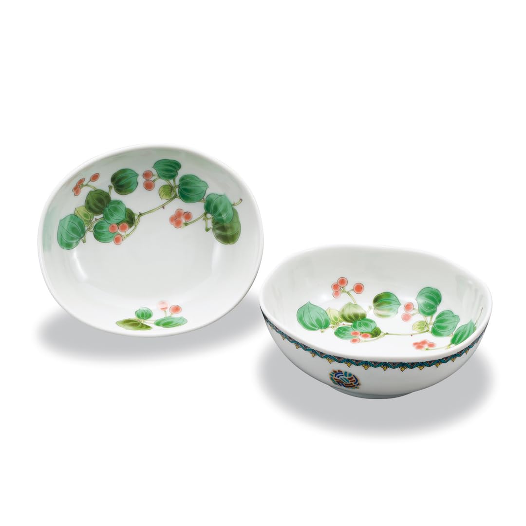 

Kutani ware Iwataya pair of 4.6 size pots, Sankirai (return to earthenware) AP7-0224