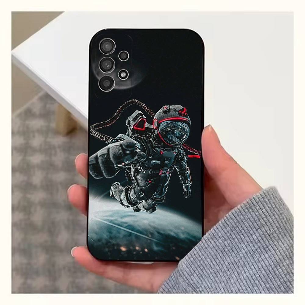 Universe Art Astronaut Case For Samsung S23,S25,S20,S10,S9,S21,S24,S22,Ultra,FE,Plus,Lite,Soft Silicone Black