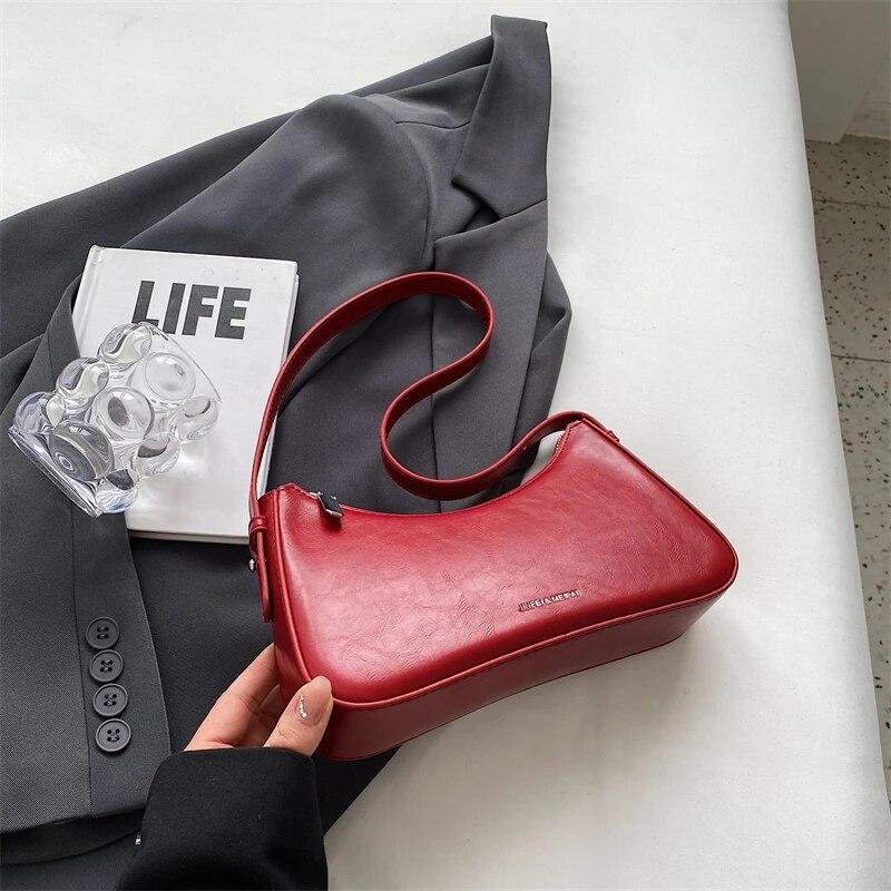 RUWB BAGS Kleine schattige schoudertassen voor dames onder de oksels 2024 Winter Trend Design leren handtassen en portemonnees Zilveren handtas rood