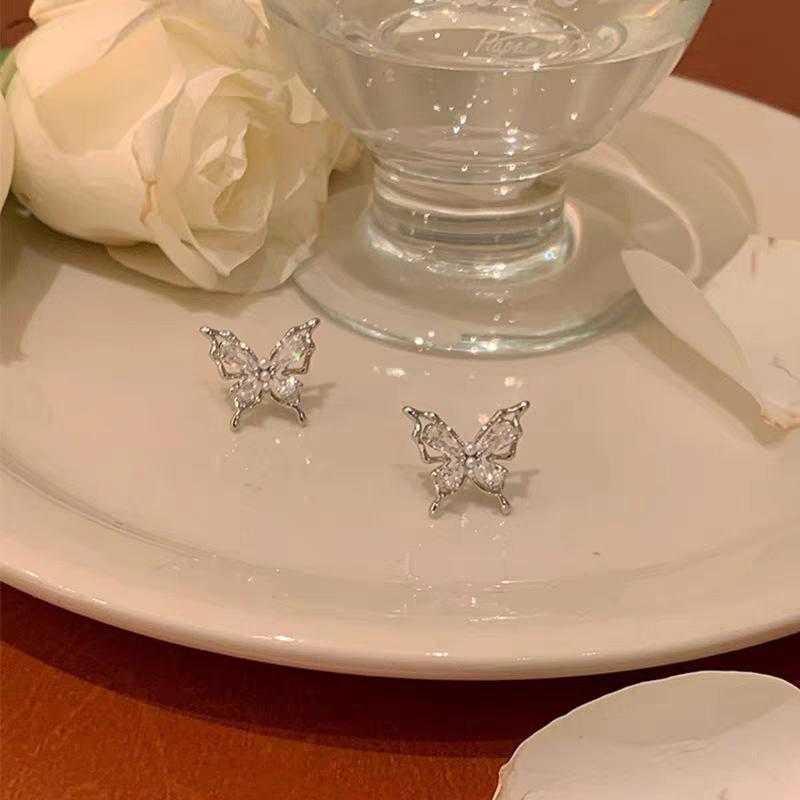 Sparkling Diamond Butterfly Stud Earrings Exquisite and Unique Versatile Earrings Earrings Accessories