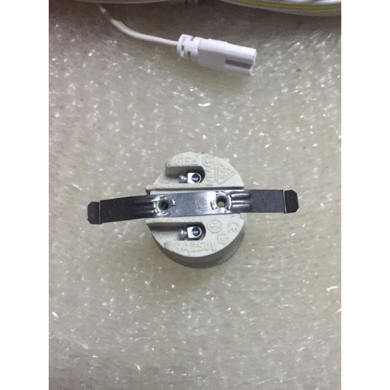 High-Temperature Ceramic E27 Screw Lamp Holder with 7-Shaped Foot and Wire, for Ceiling Lamp Modifications